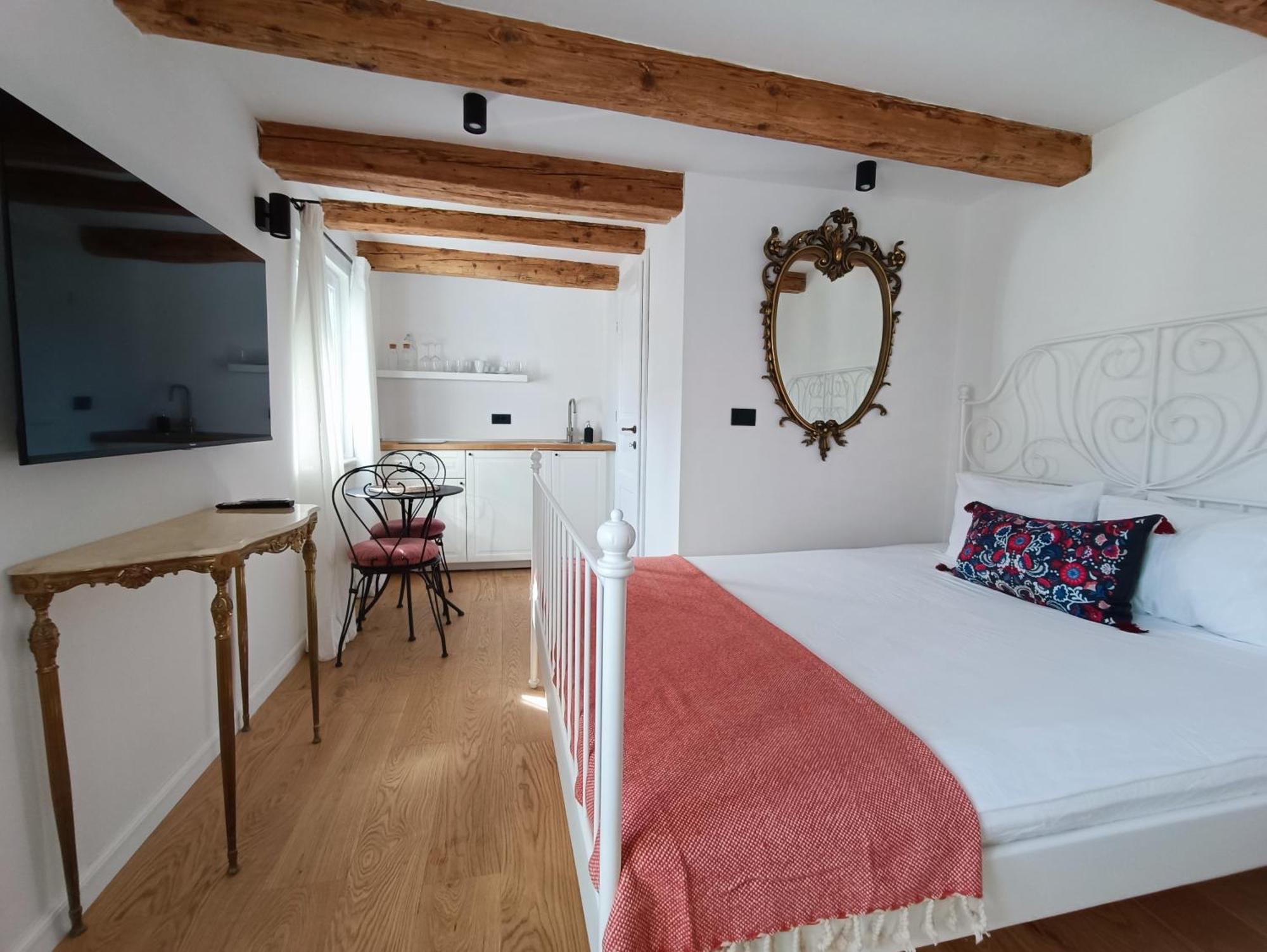 M&R Apartments II Копер Екстер'єр фото